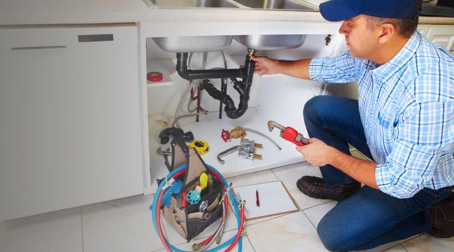 Expert burst pipe repair services in New Providence, IA